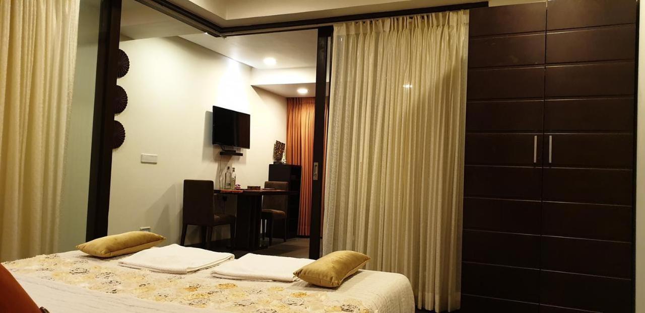 One-Bedroom Suite