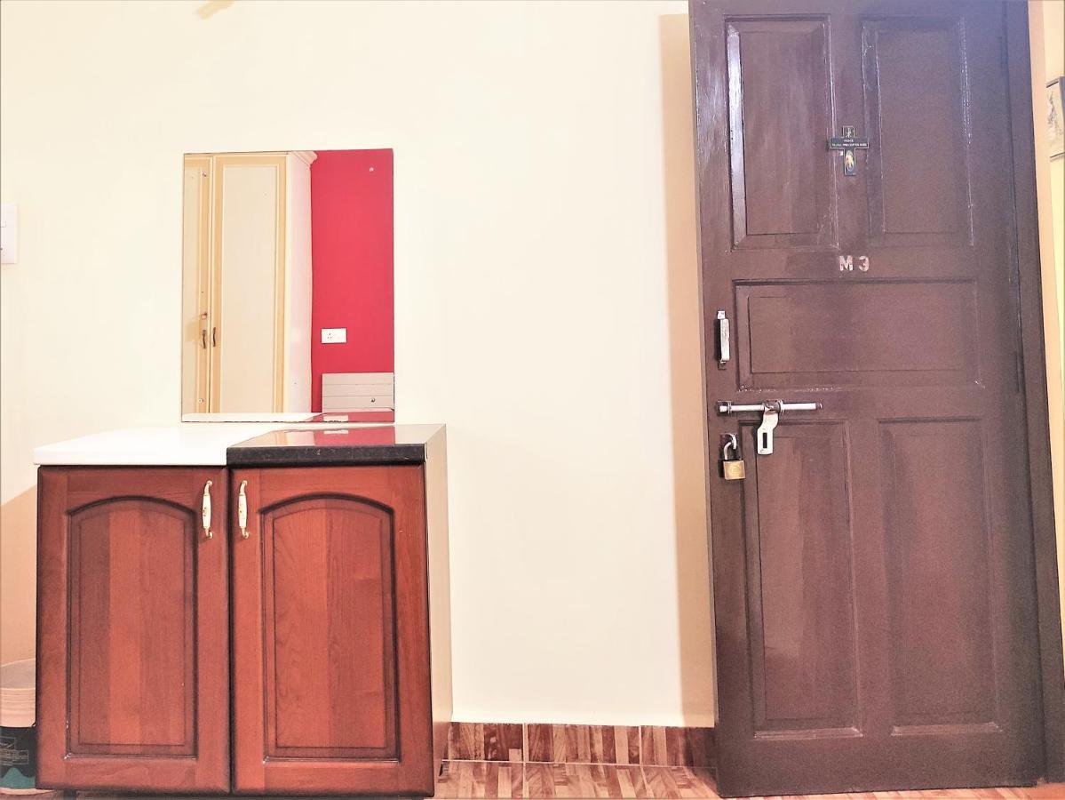 Double Room with Balcony,1074943237:JPEG