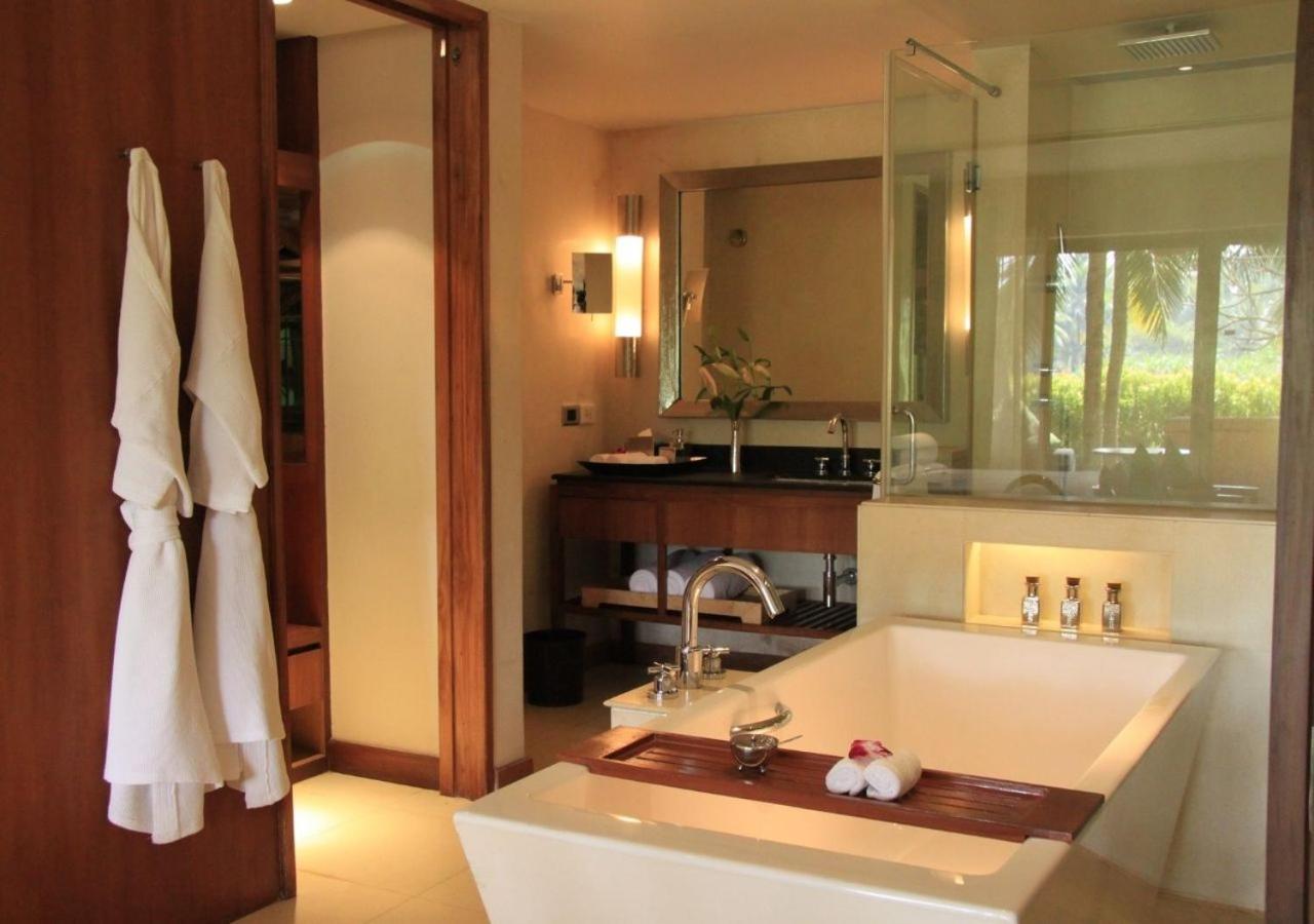Family Room with Terrace - Complimentary Gonsua beach shuttle service