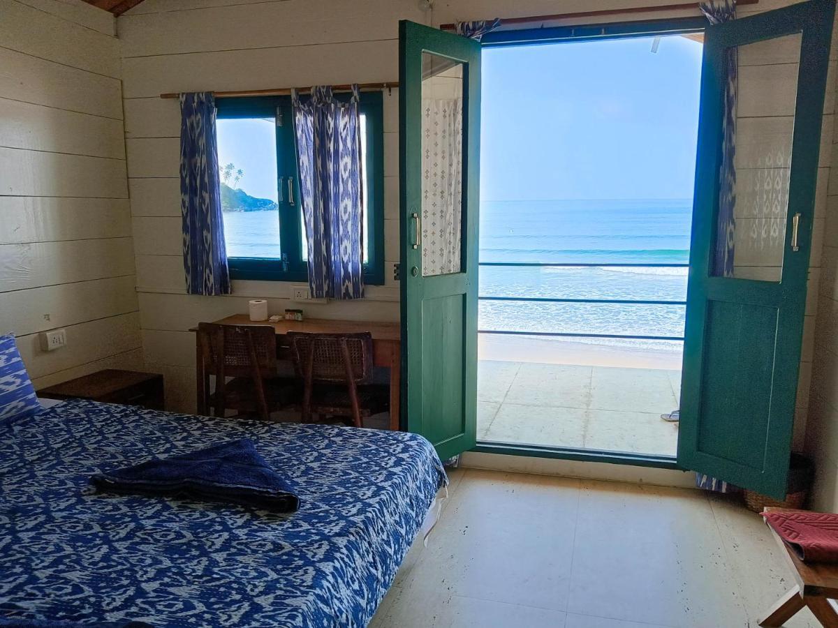 Double Room with Balcony and Sea View