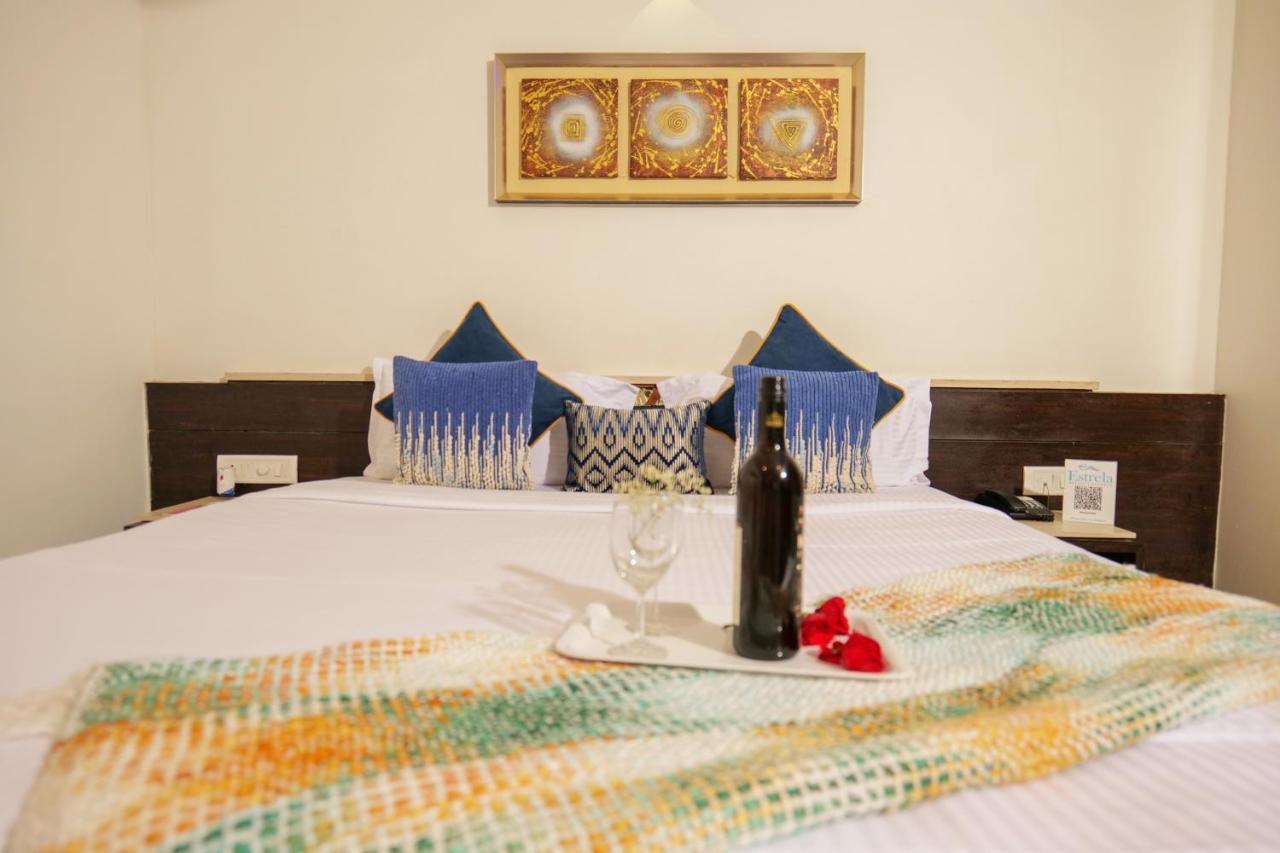 Deluxe Room with Bathtub