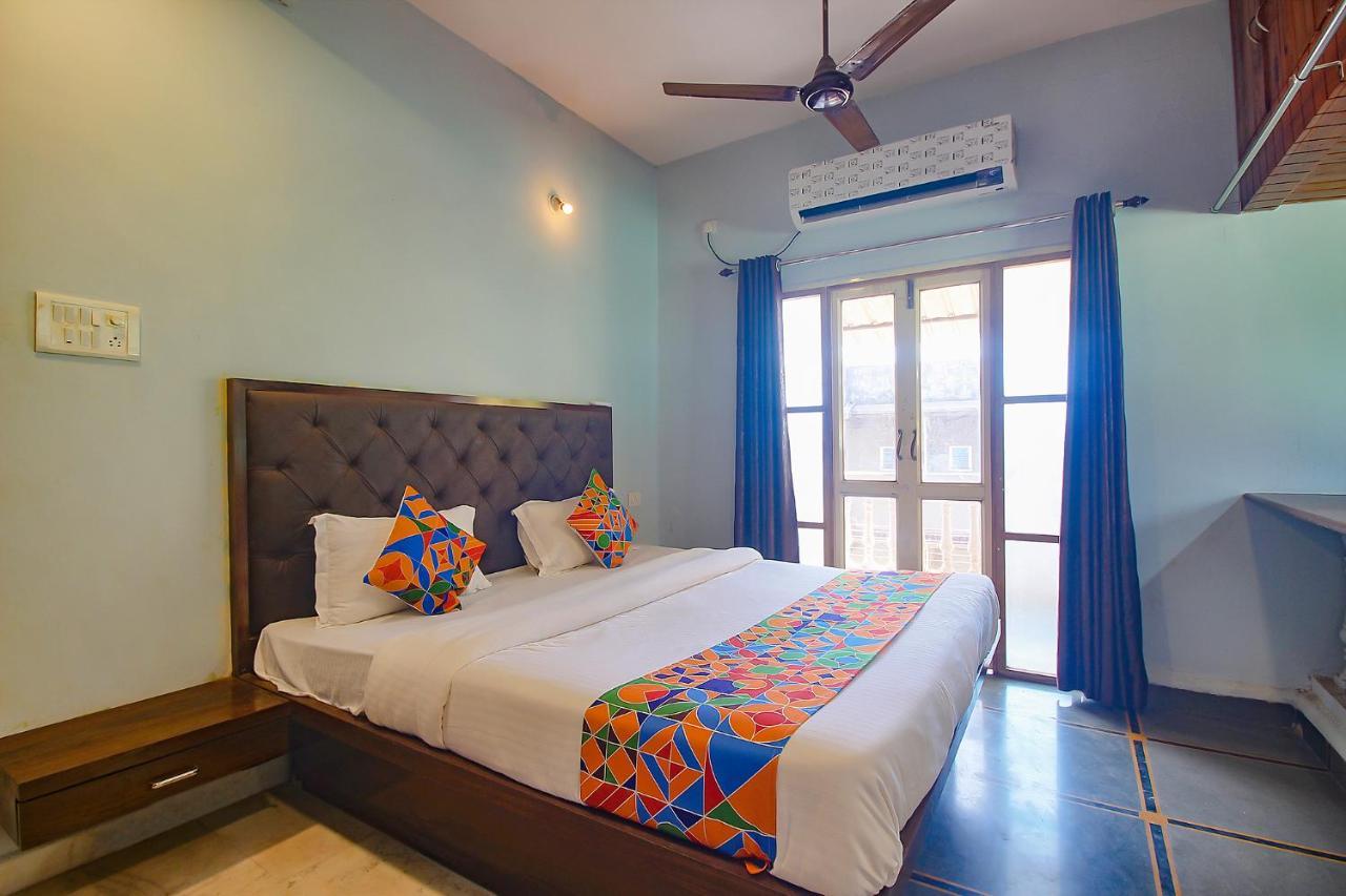 Basic Triple Room