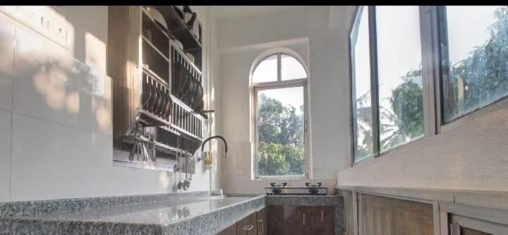 Apartment with Balcony,1499365408:JPEG