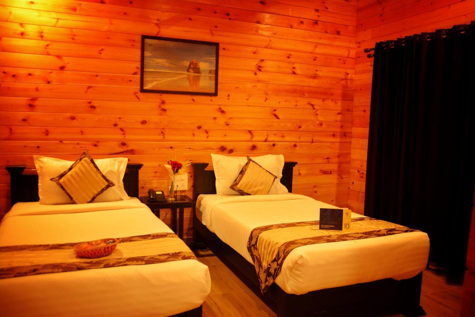 Regalia Executive Twin room with Balcony