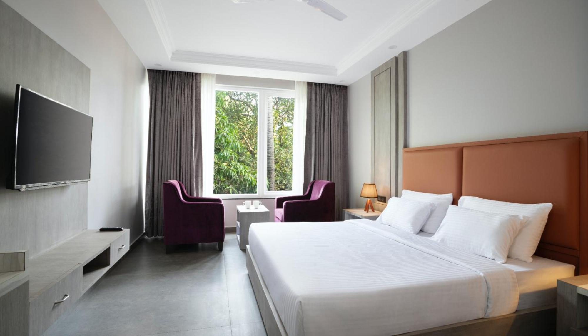 Standard King Room