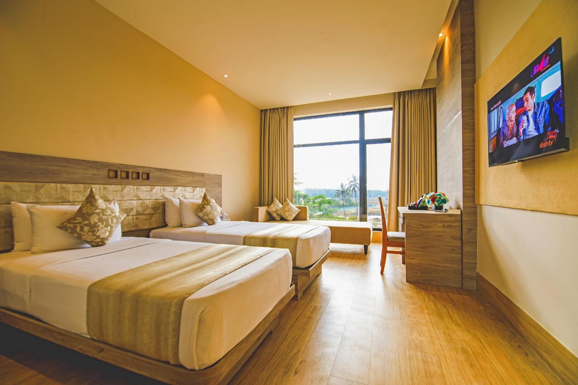 Deluxe Room Royale Wing