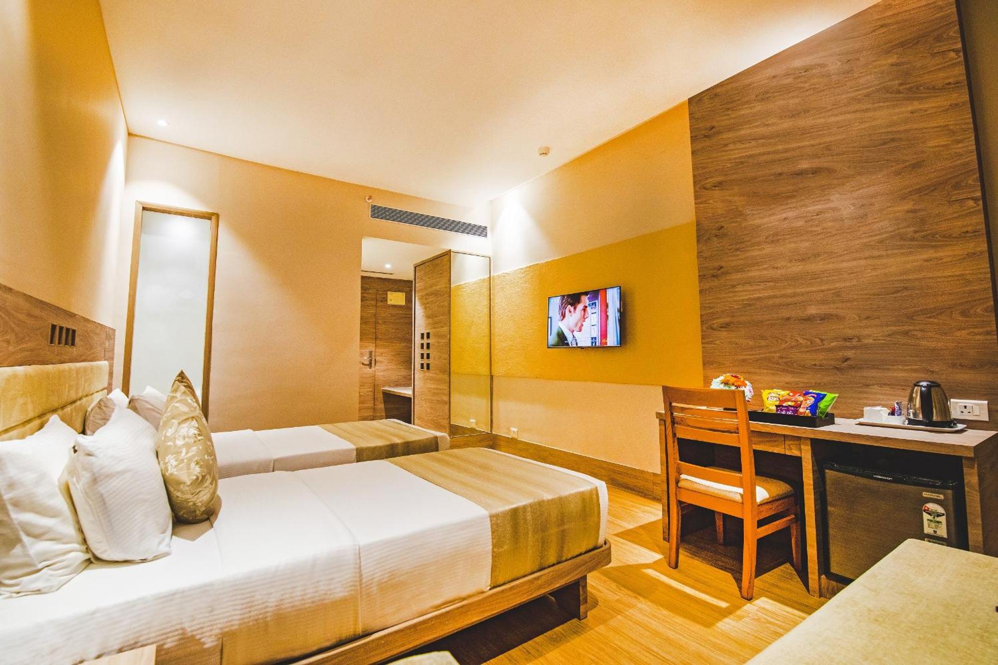 Deluxe Room Royale Wing
