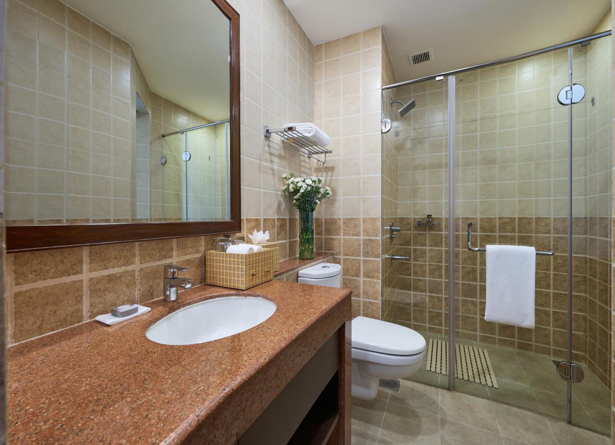 Deluxe Room Twin Bed Pool View Balcony Beer on arrival Shuttle to nearest beach on F&B,1627937318:JPEG