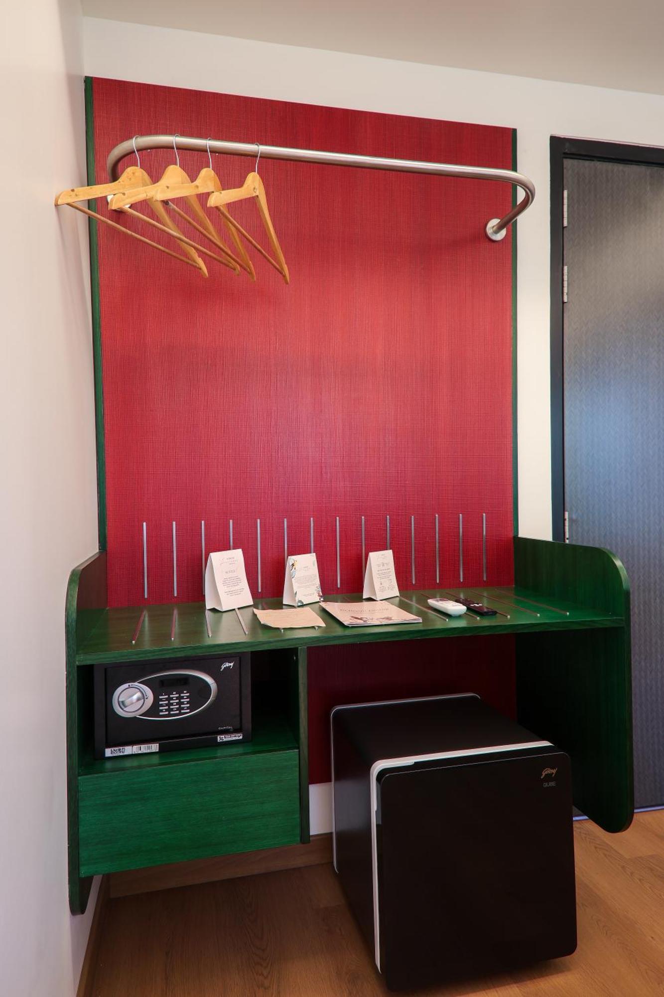 Sunbird - Premium Room with Bathtub and Garden,1652775563:JPEG