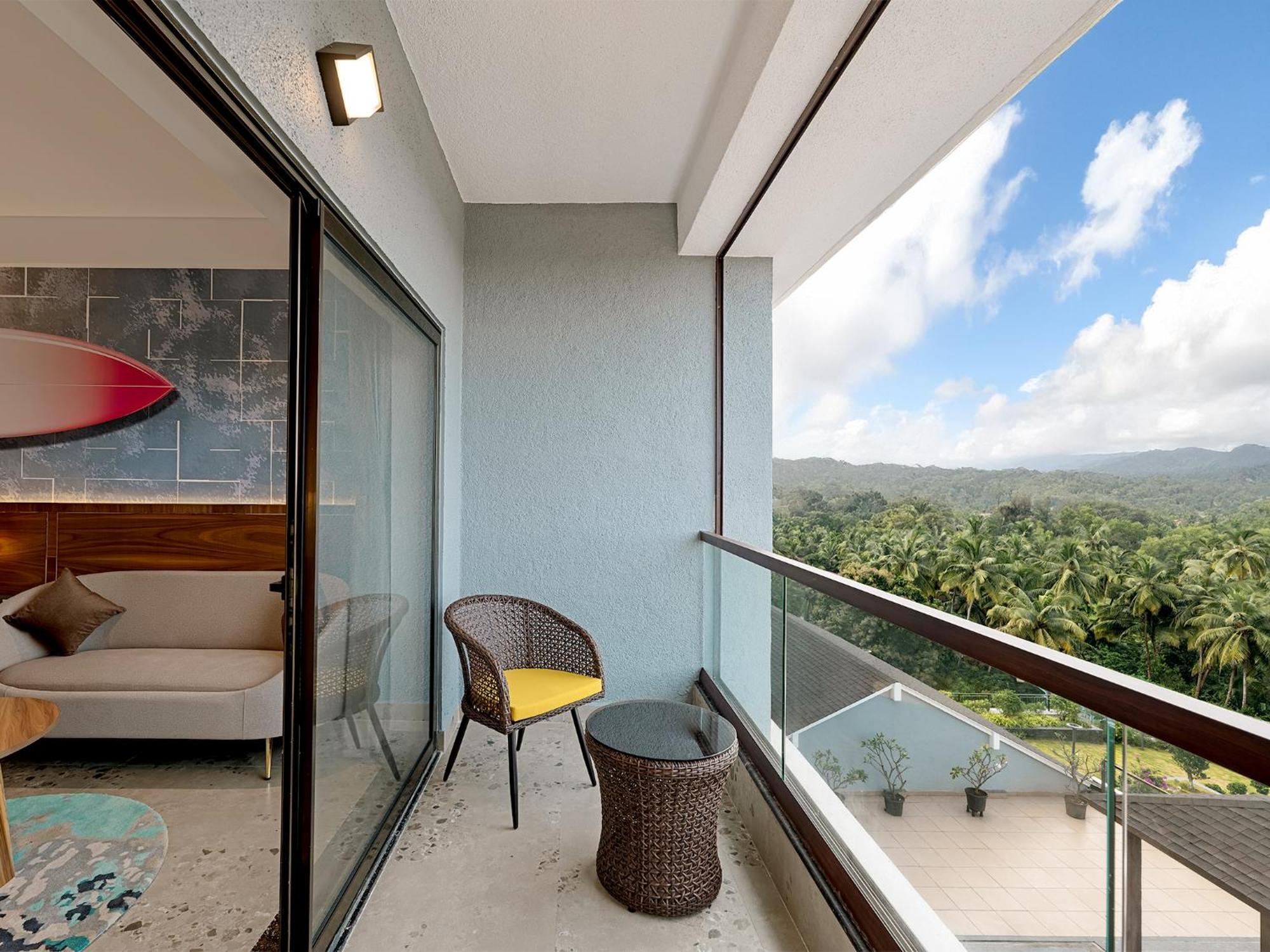 Premium Sea View Room with Balcony