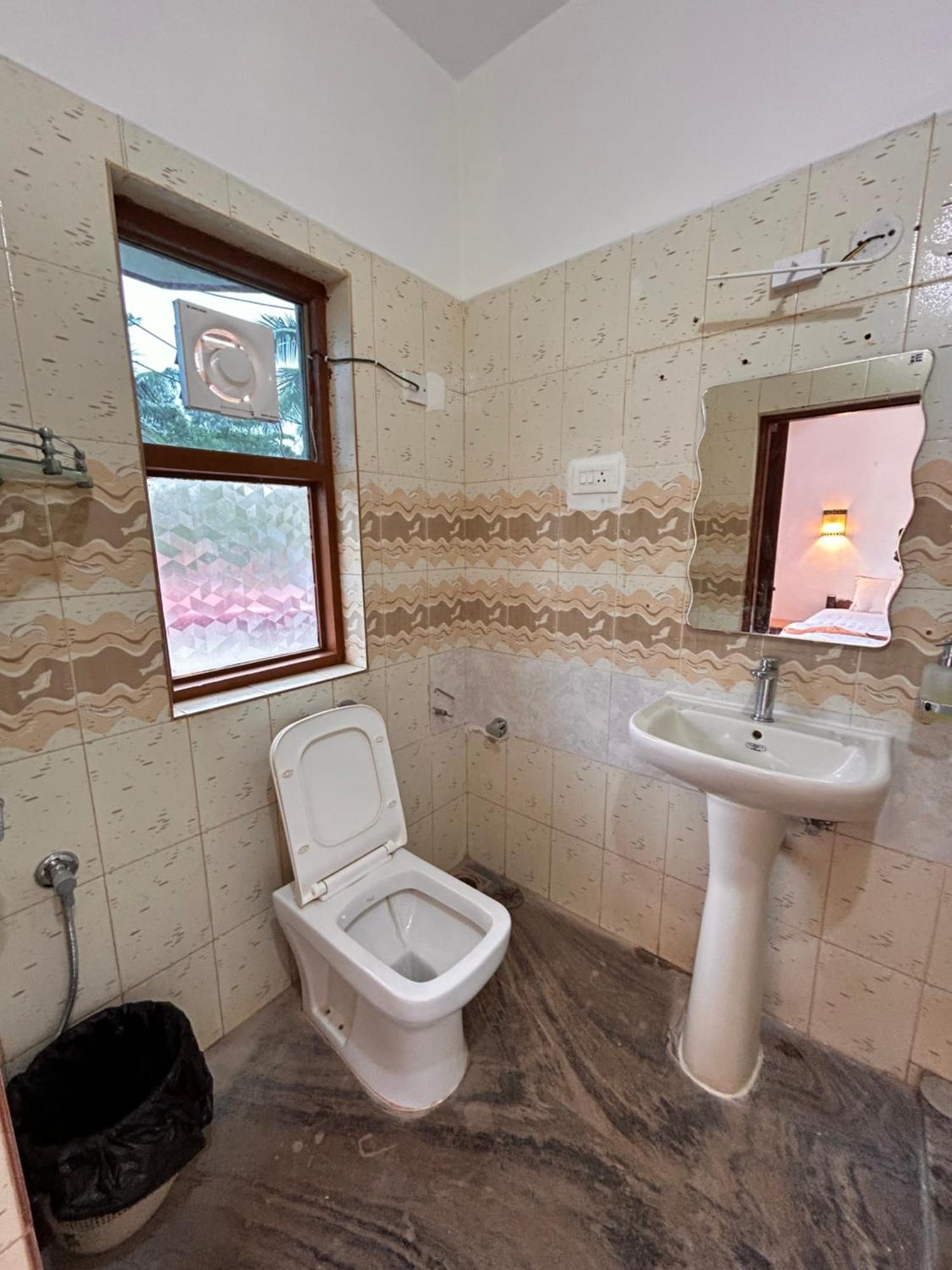 Dreibettzimmer mit Balkon