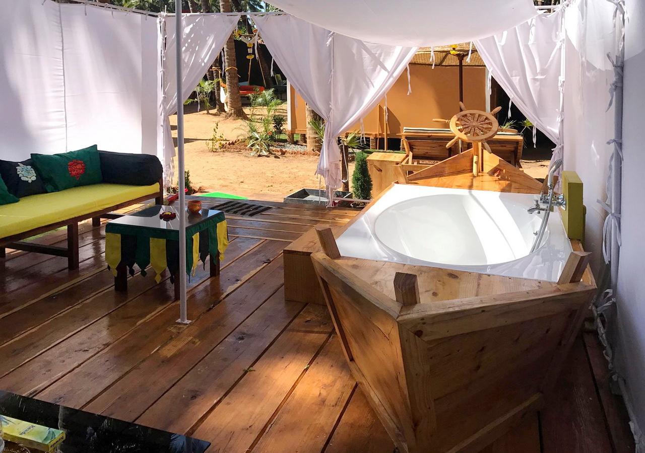 Bungalow with Garden View,779309049:JPEG