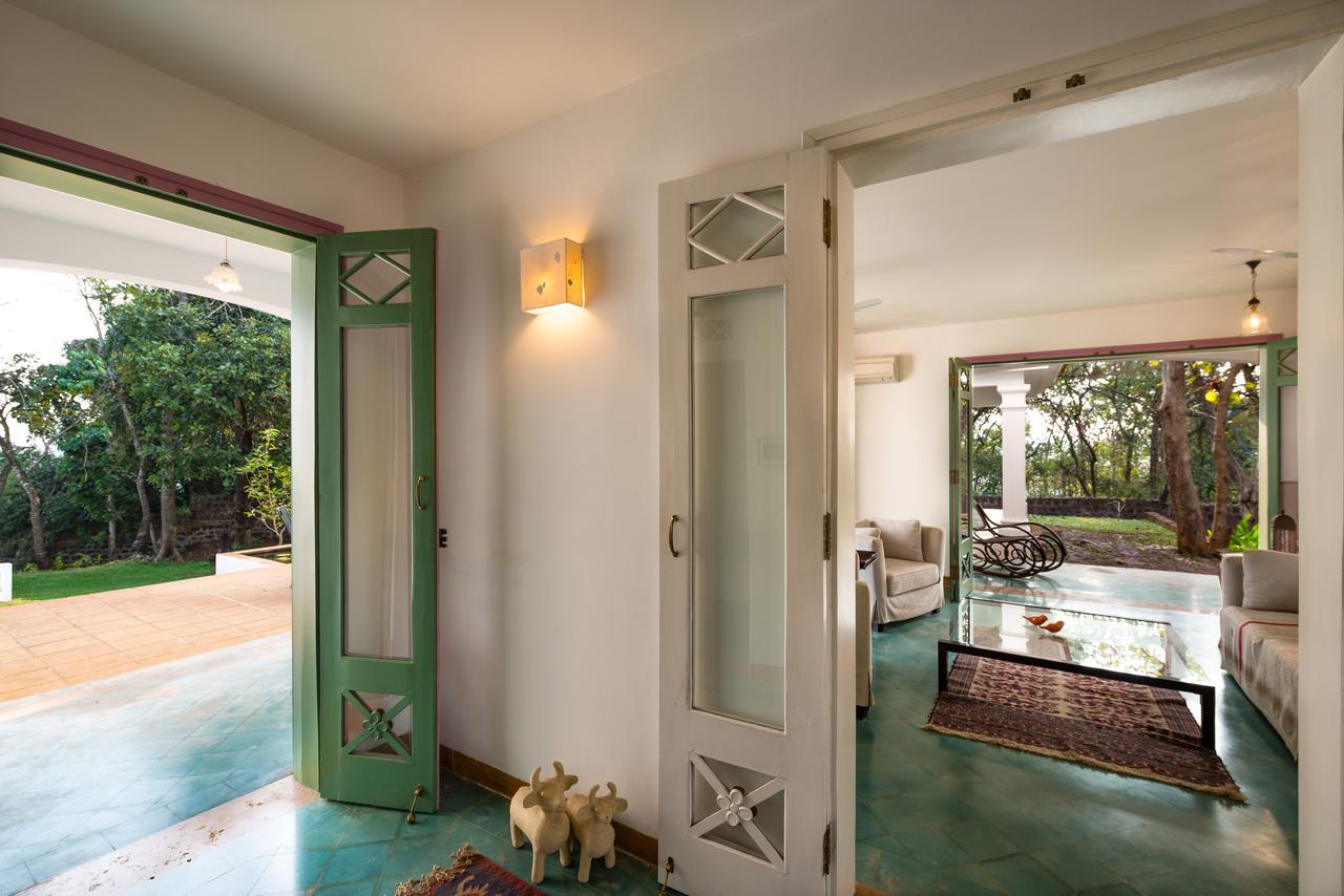 Banyan Room with Garden View - Two personalised Ayurvedic therapies. Restorative yoga sessions, Private consultations with our doctors