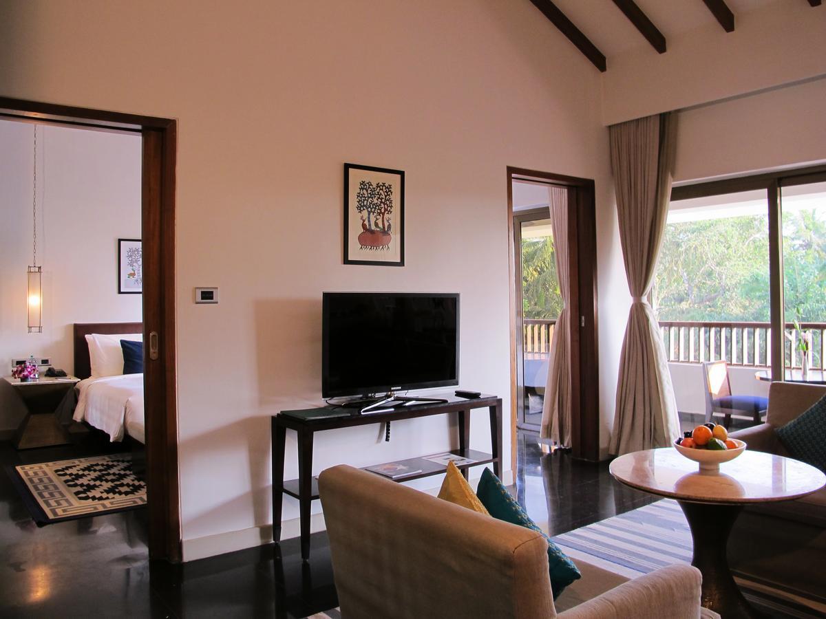 One-Bedroom-Diwa Club Suite with Balcony and Pool View - Complimentary Gonsua beach shuttle service
