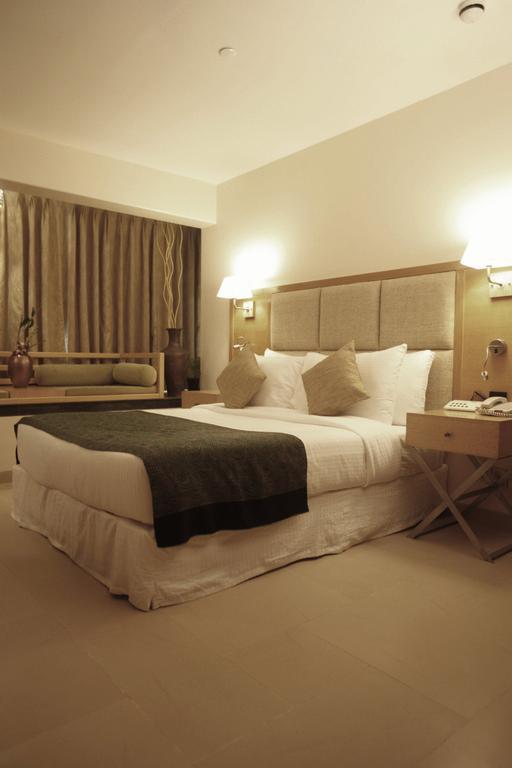 Executive King Room