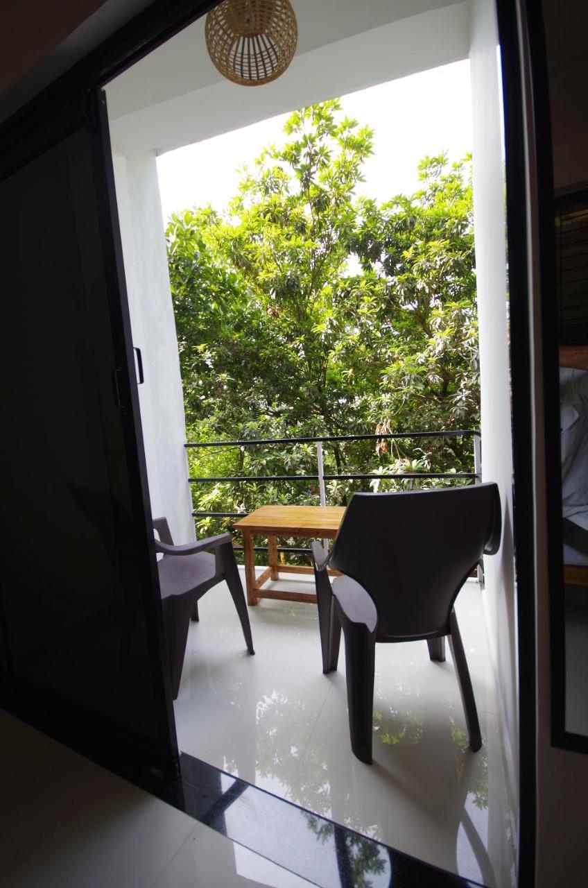Studio with Balcony