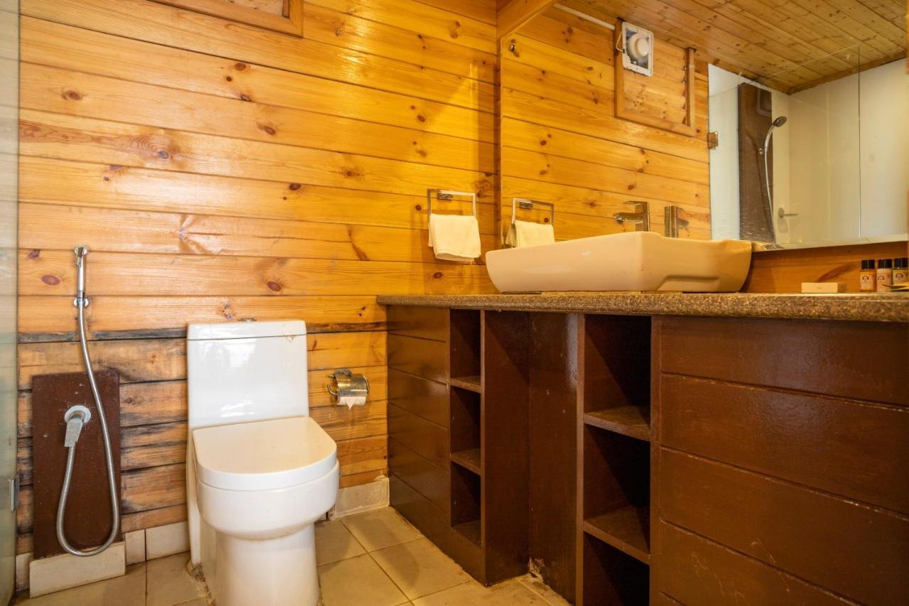 Family Cottage - 15% Discount on Food & Non-Alcoholic Beverages