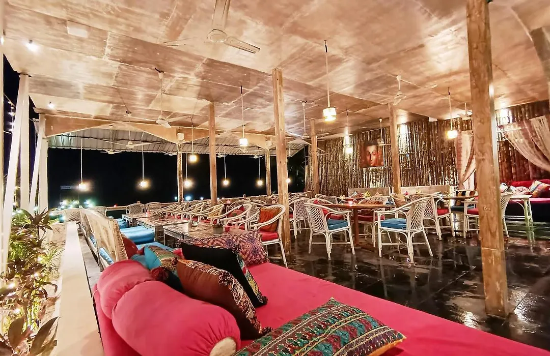 Chique Shanti Resort-1