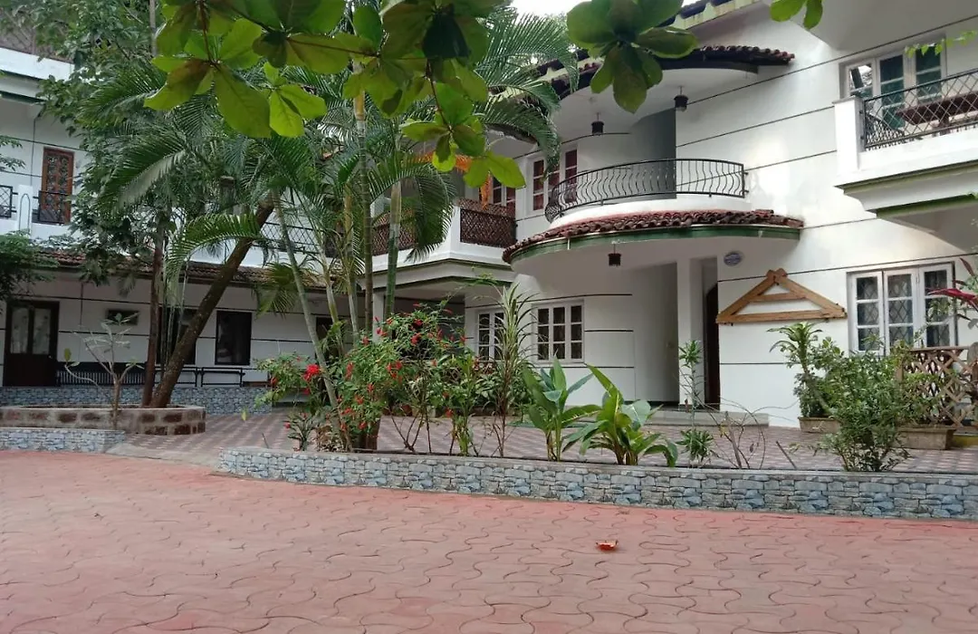 Villa Agusta Hotel And Hostel-1