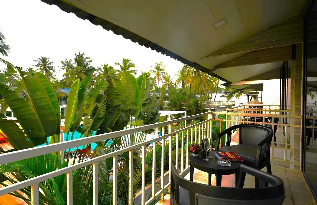 Foxoso La Beach Resort, Morjim-1