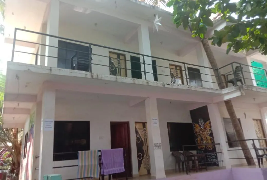 Est Hem Guesthouse Arambol-1
