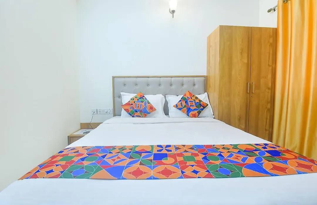Fabexpress De Classio With Pool - Nr Candolim Beach-1