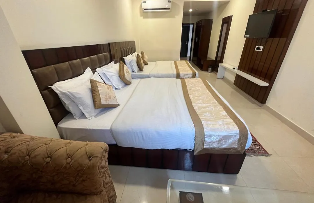 Alex Beach Resort-1
