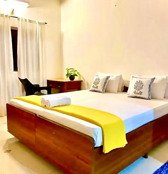 Remmys Place Candolim-1