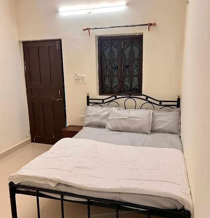 Valankanni Guest House-1