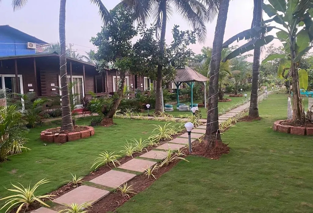 Arambol Lake Resort-1