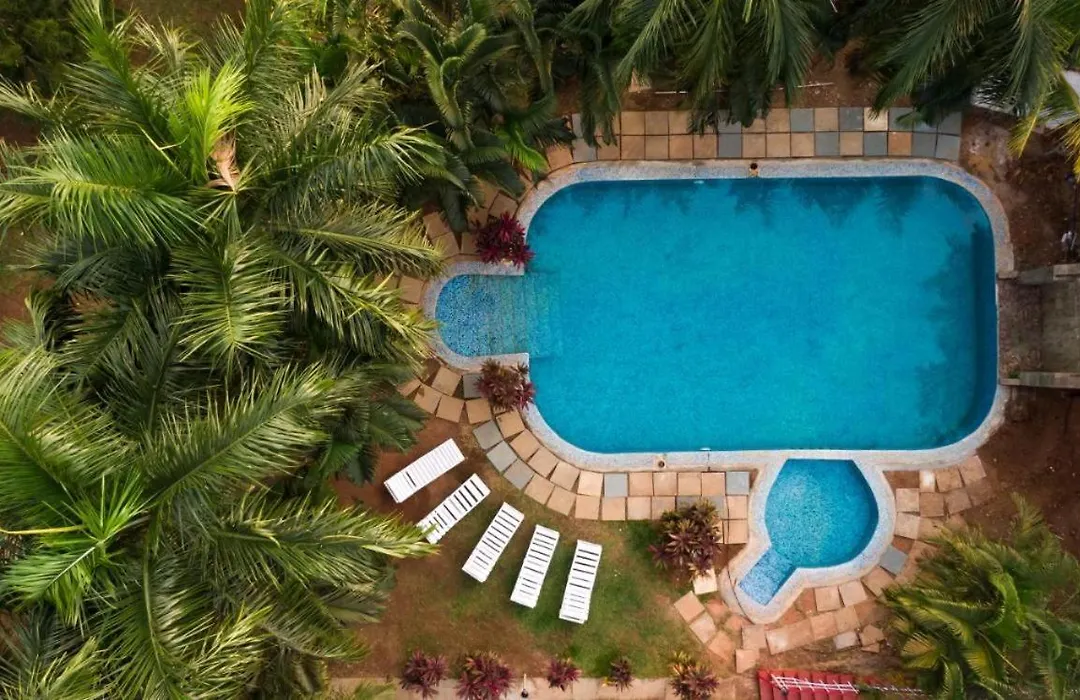 Tropical Valley Resort-1