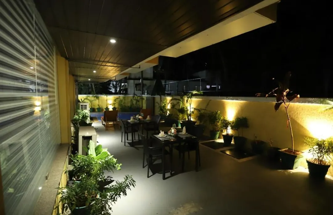 Zip By Spree Hotels Hyde Goa-1