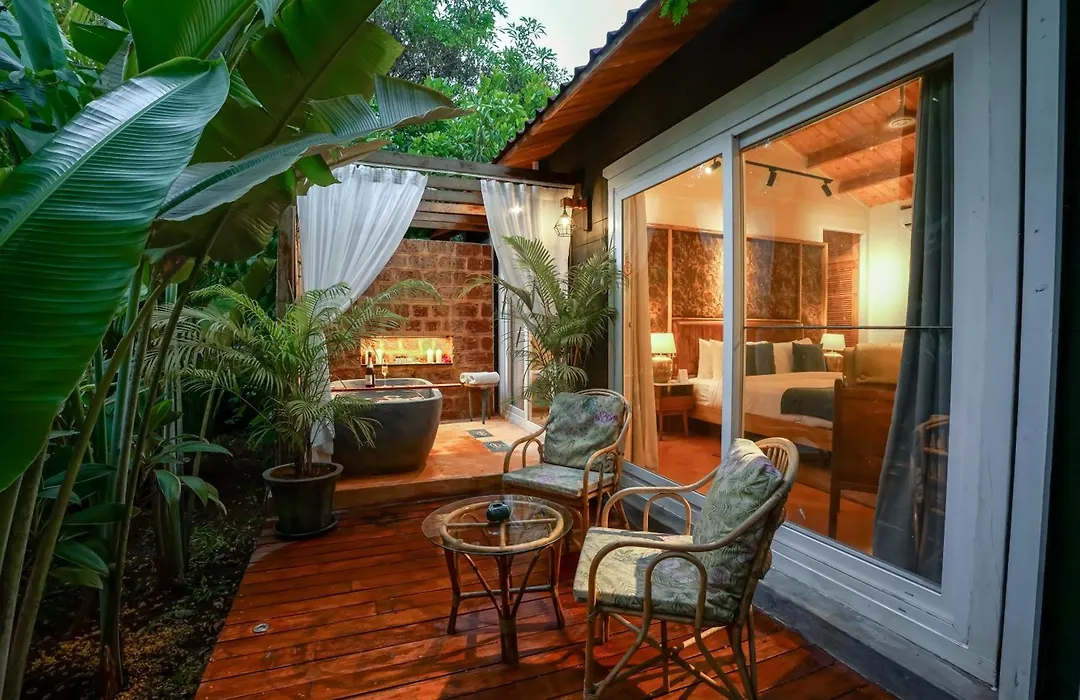 Larisa Resort & Spa, Ashwem-1