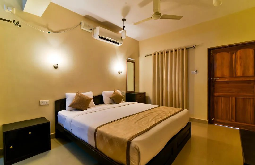 Baga Fantacia Beach Inn-1