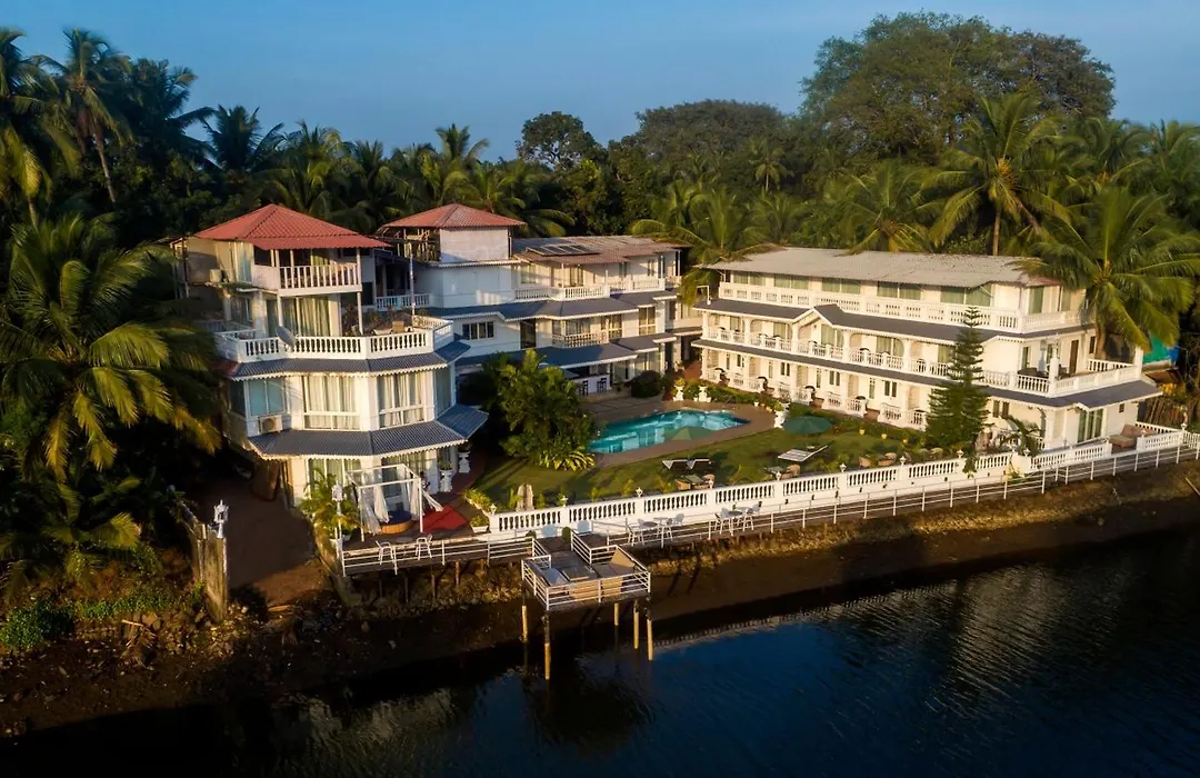 Stone Wood Riverfront Resort, Siolim-1