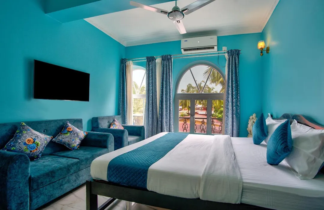 Candolim Beach White Residency-1
