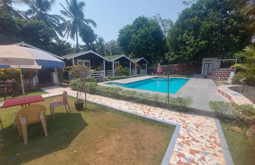 Jnb Orchards Luxury Cottages-1