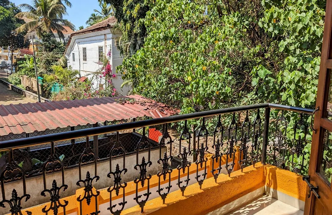Casa Stay Candolim Holiday Apartments With Pool-Free Parking-Wifi-Powerback Up-1