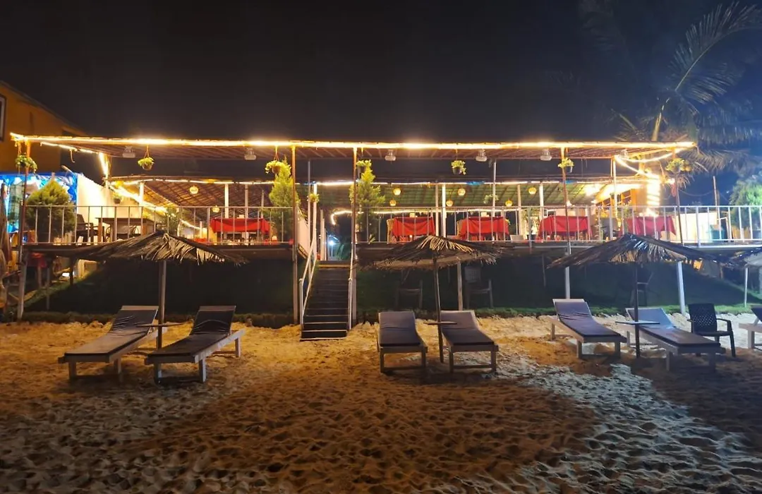 Happy Shack Beach And Wooden Huts-1