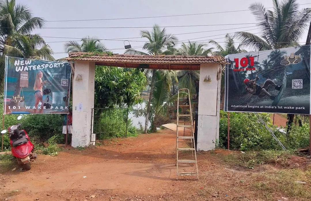 Om Lake Resort-1