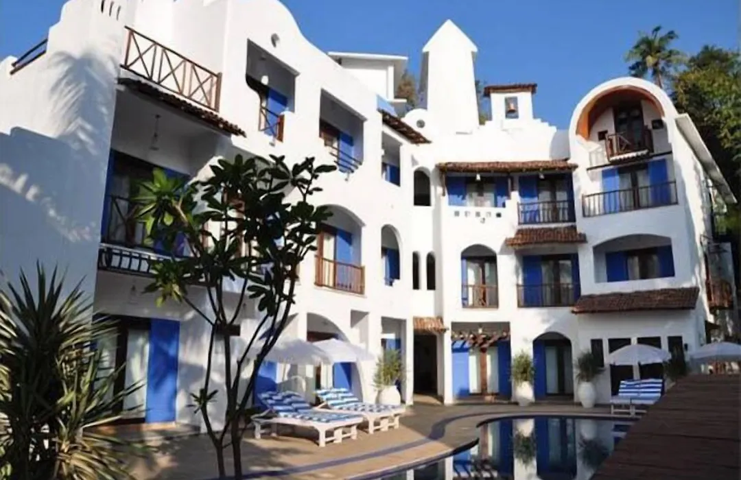 Mykonos Blu-1