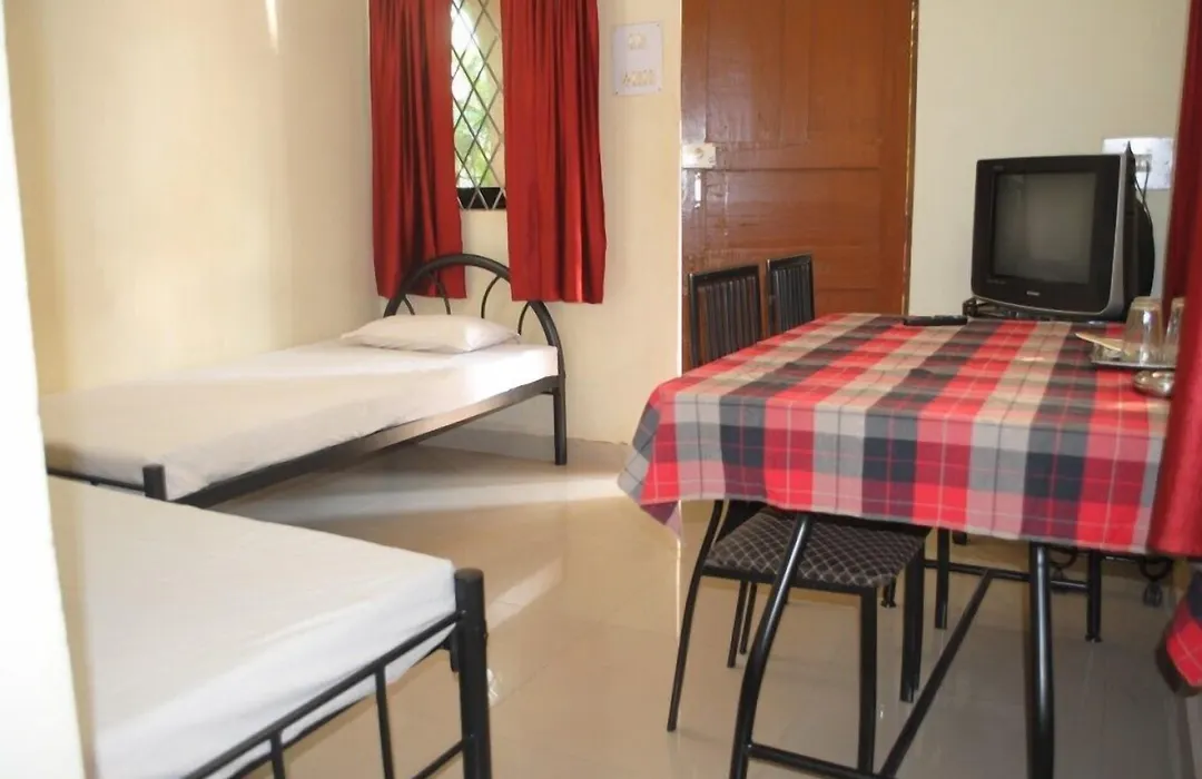 Joe And Marietta'S Guesthouse-1