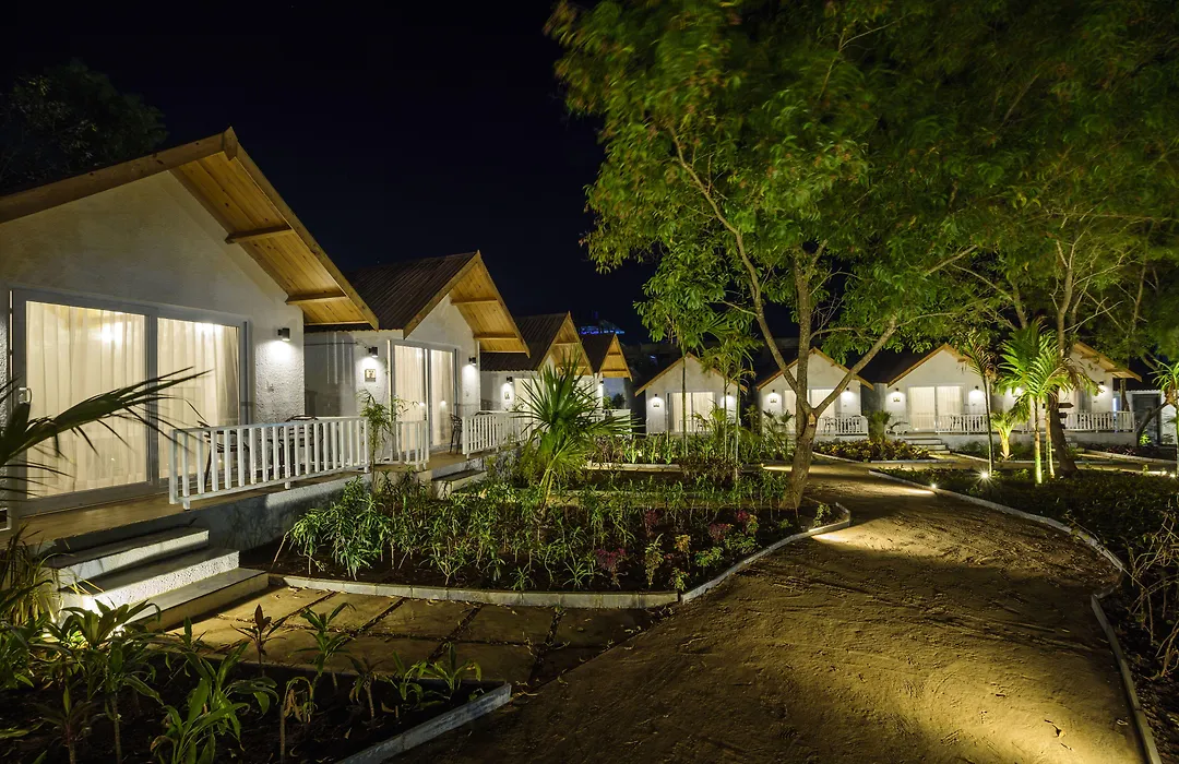 White Wood Resort By Stone Wood Hotels-1