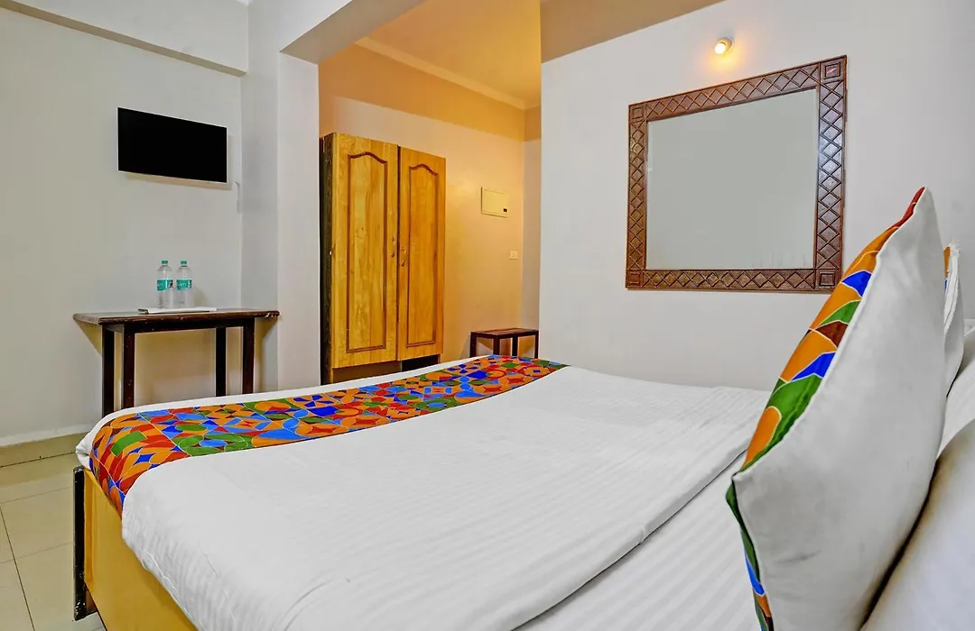 Fabhotel 4 Pillar-1