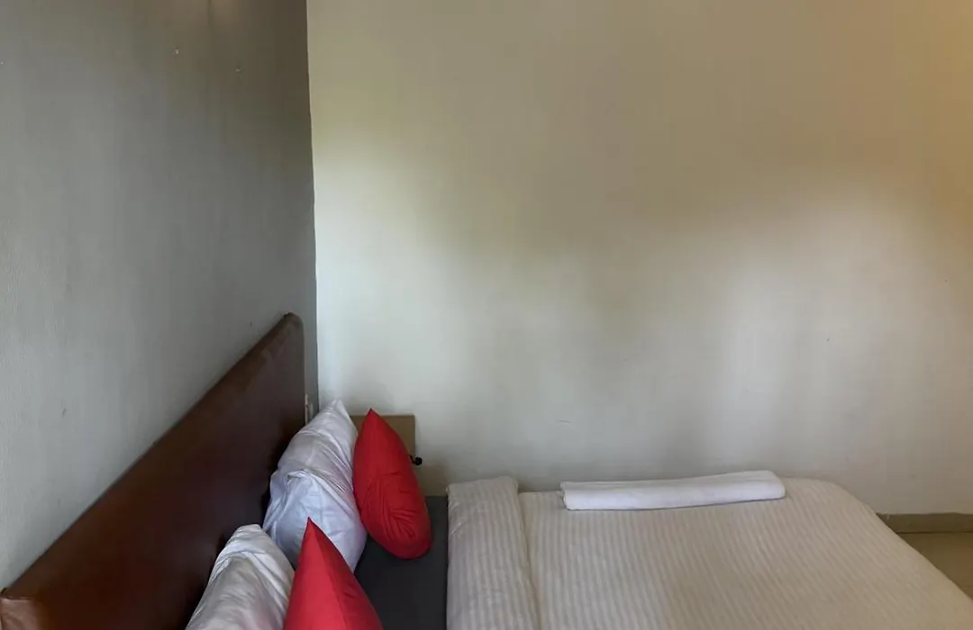 Baga Waves By Dia Hotels And Homes-1
