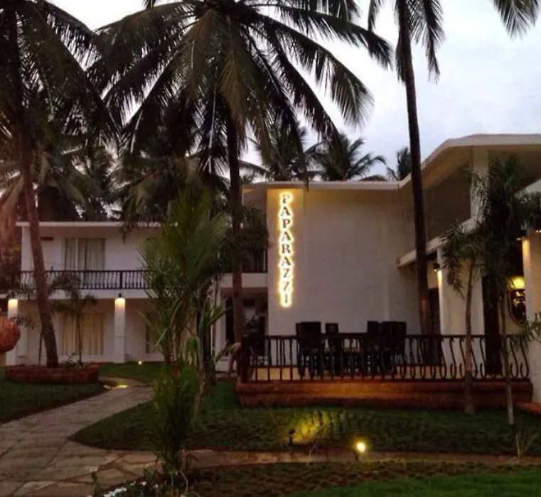 Paparazzi Resort-1