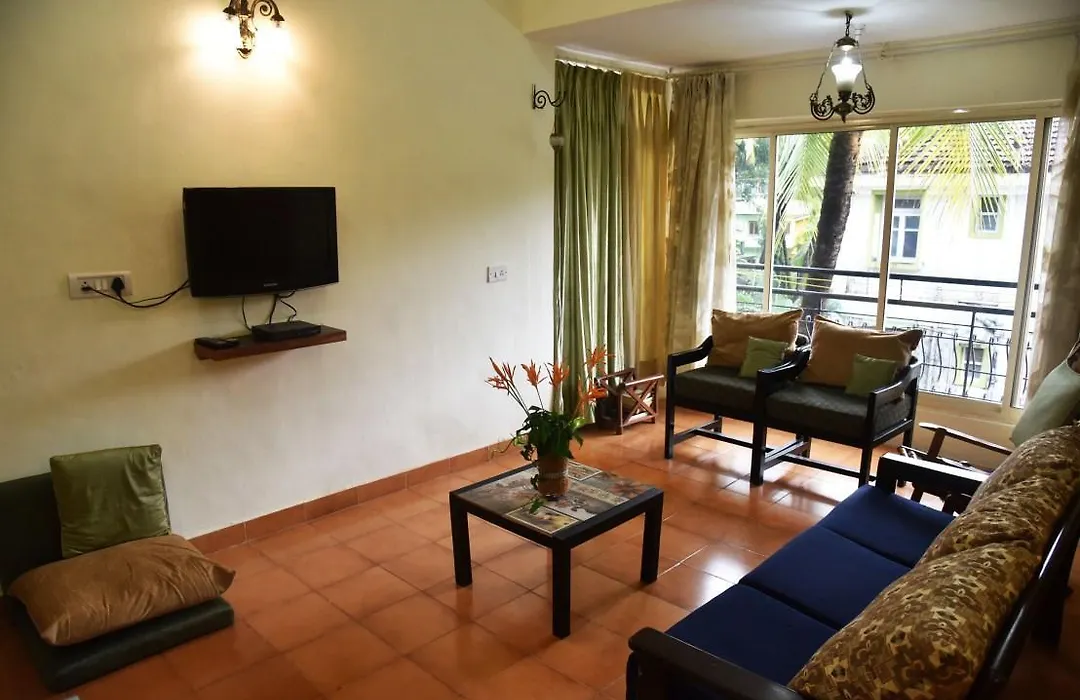 Beautiful Spacious Studio Apt In Candolim With Wifi-1
