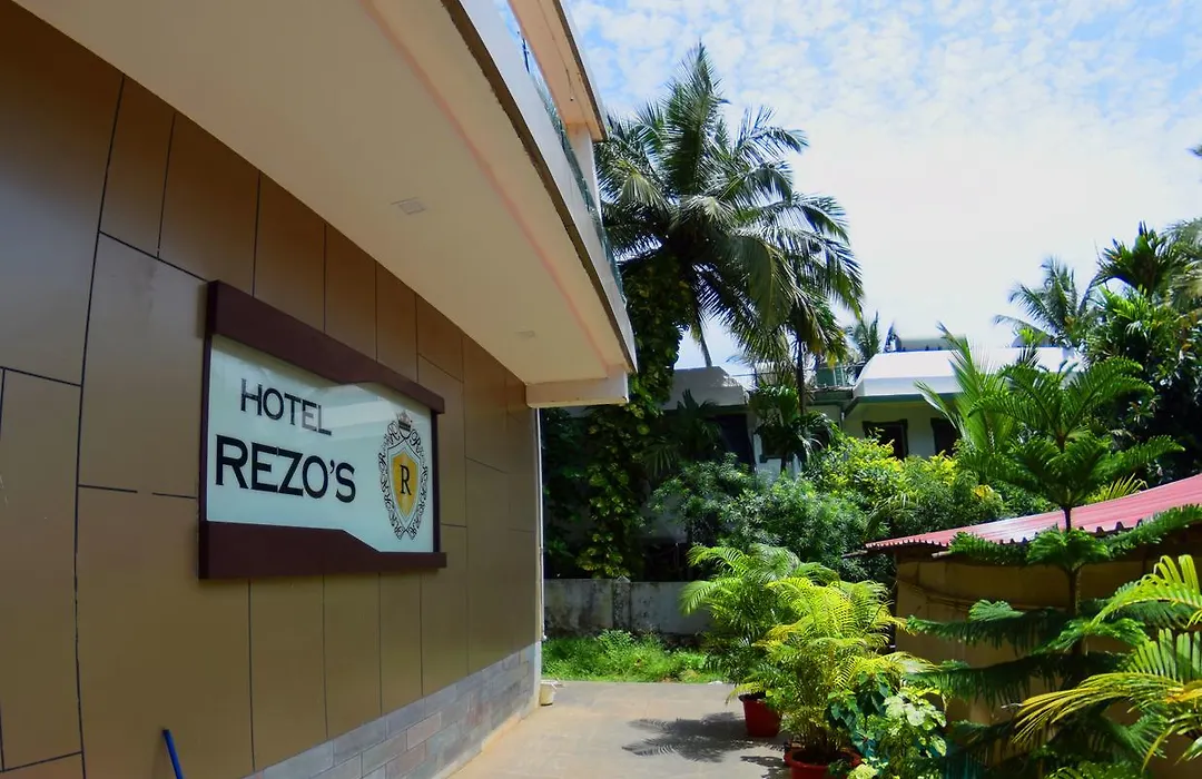 Hotel Rezo'S-1
