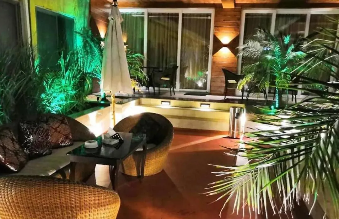 Shivers Oasis Luxury Boutique Resort-1