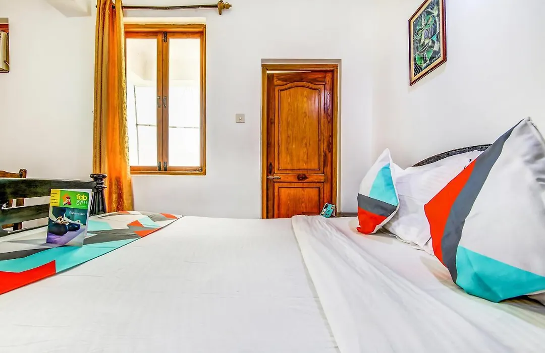 Fabexpress Barday'S Inn-1